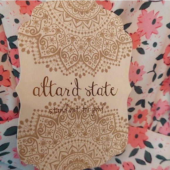 Altar'd State Romper bundle - Picture 9 of 9